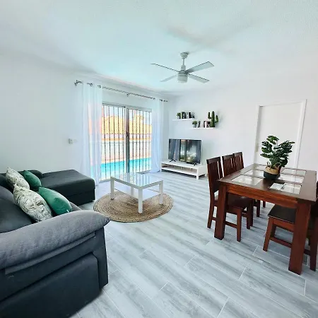 Βίλα 273 Con Piscina Privada *